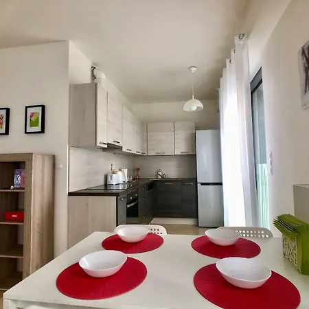 Art Garden Towers Appartamento Praga