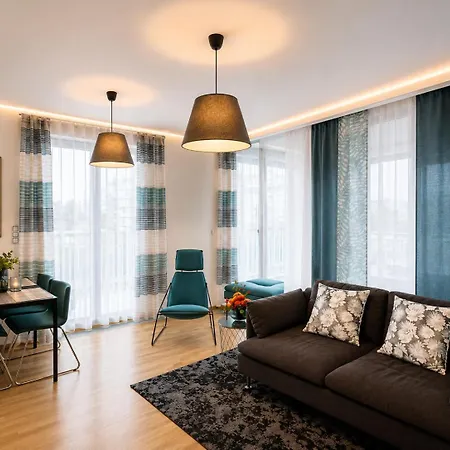 Art Garden Towers Apartament Praga
