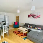 Art Garden Towers Apartment Prague