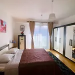 Apartment Art Garden Towers Prague